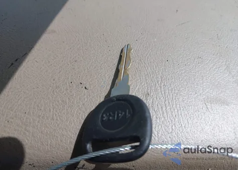 2005 Chevrolet Tahoe Lt из США, поврежденный, VIN 1GNEC13T05J164155